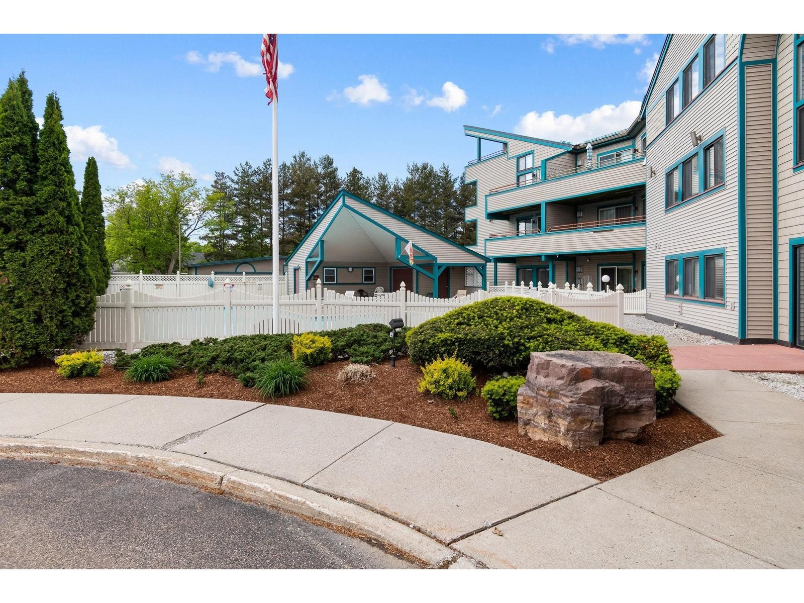 10 Kellogg Road, Unit 233