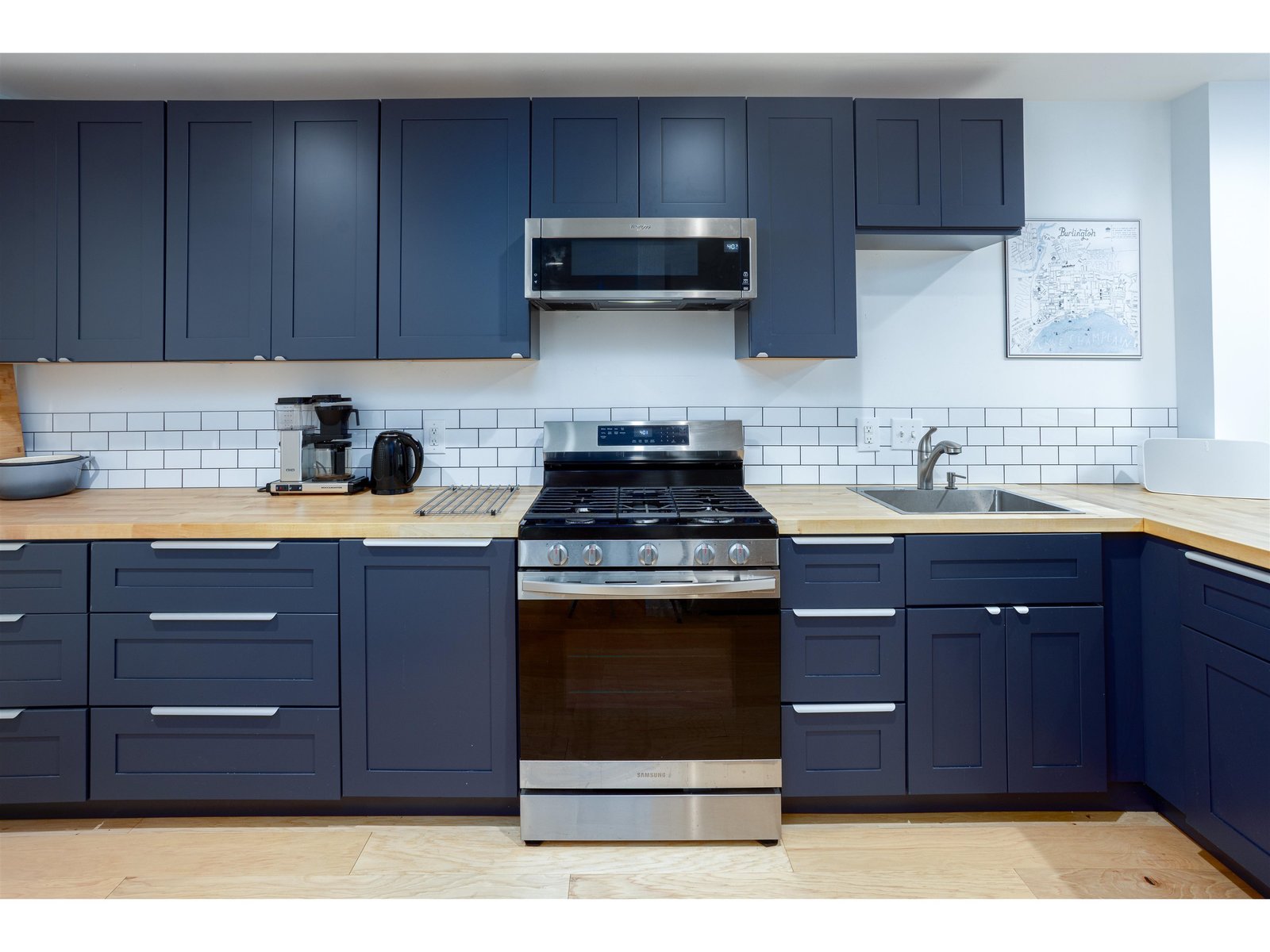 10 Lake Forest Drive, Unit 10