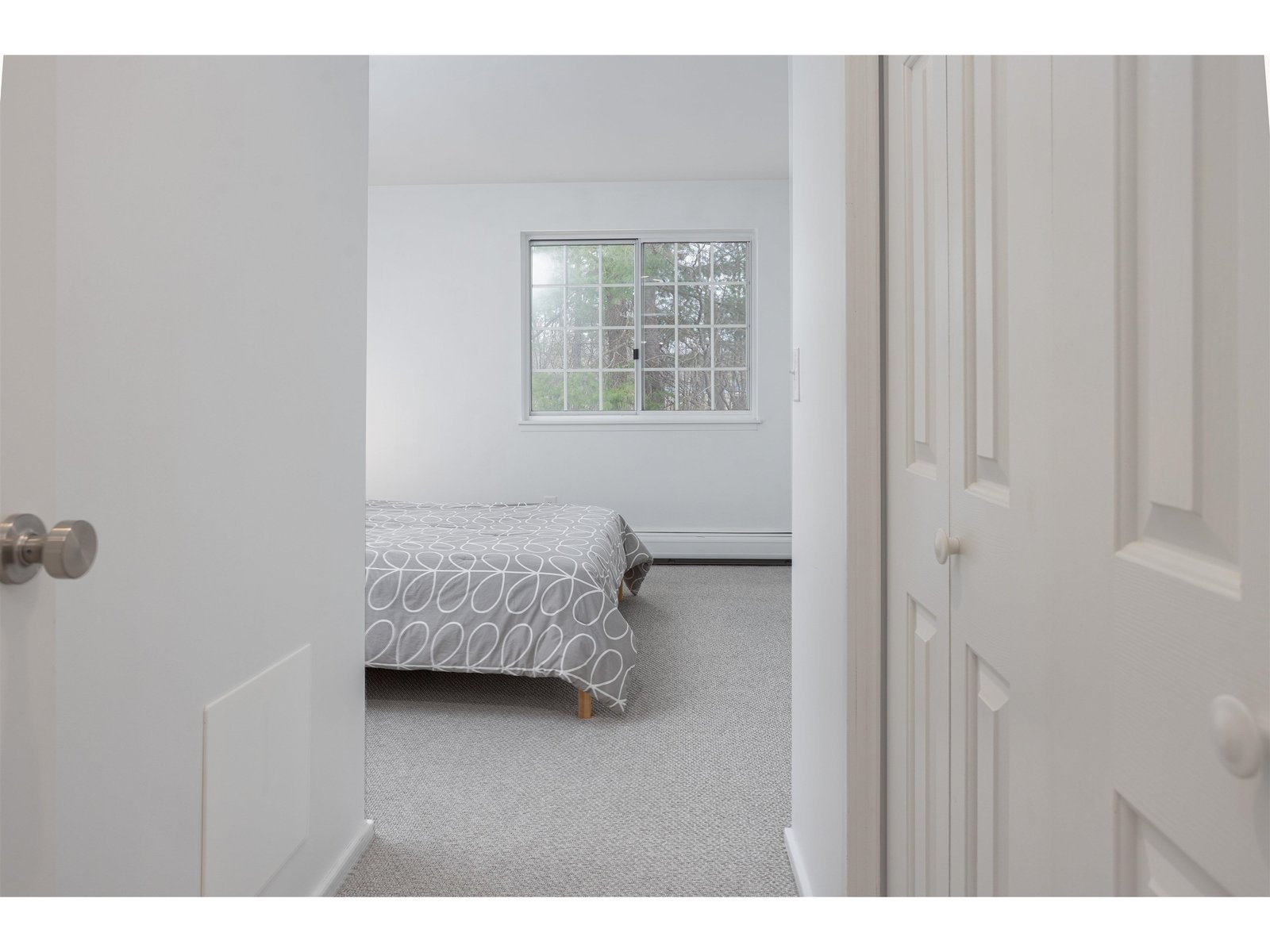 10 Lake Forest Drive, Unit 10