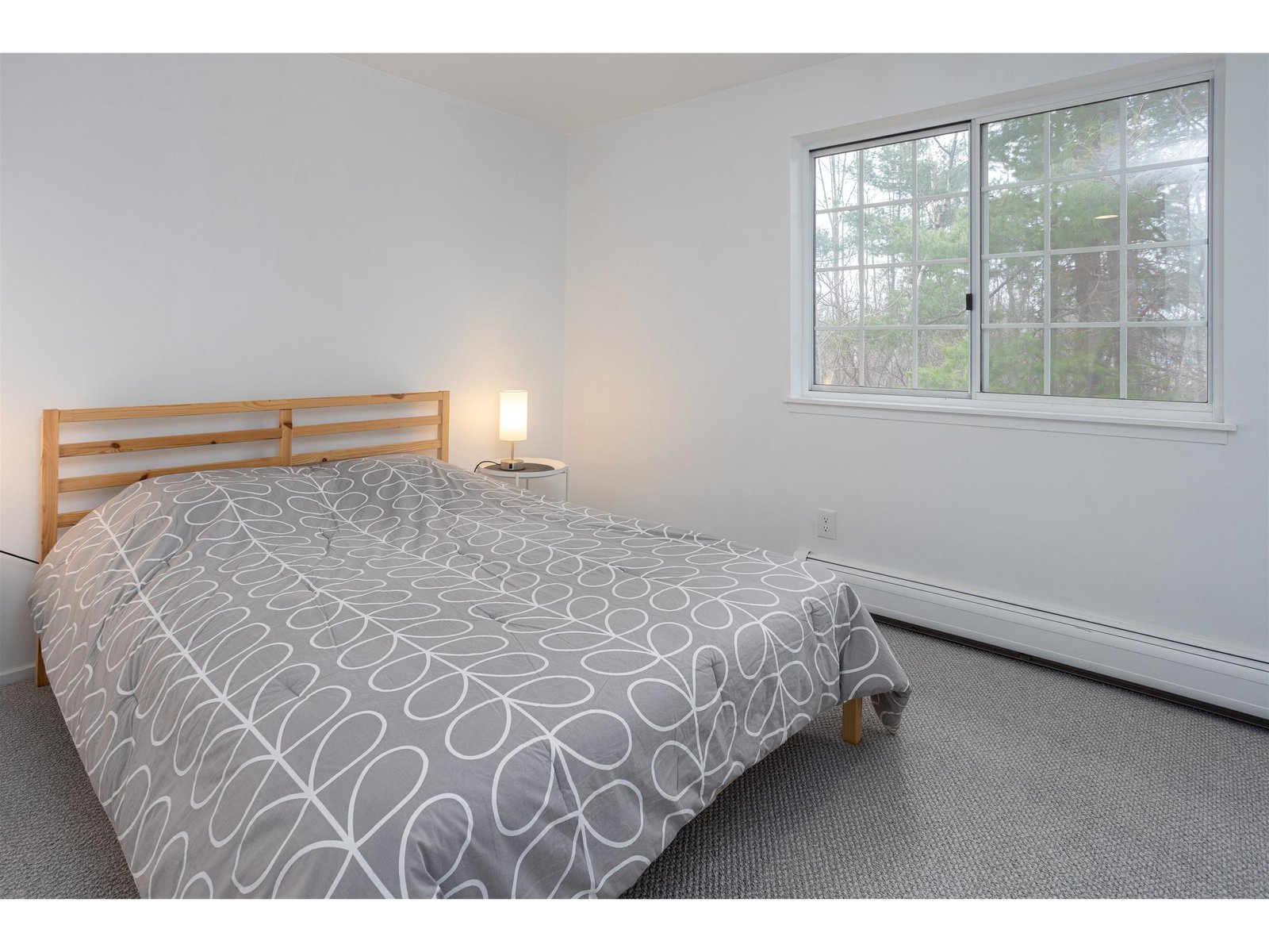 10 Lake Forest Drive, Unit 10
