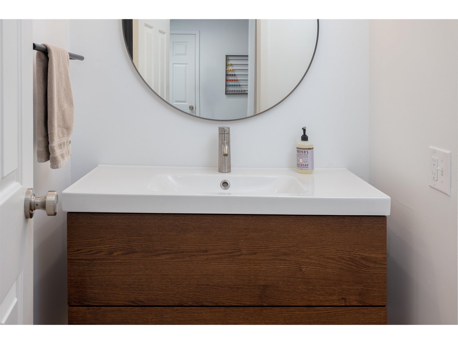 10 Lake Forest Drive, Unit 10