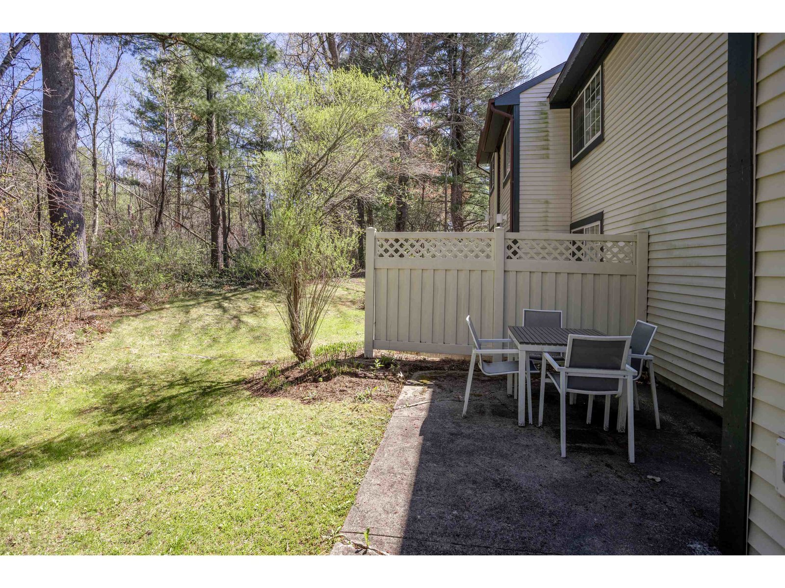 10 Lake Forest Drive, Unit 10