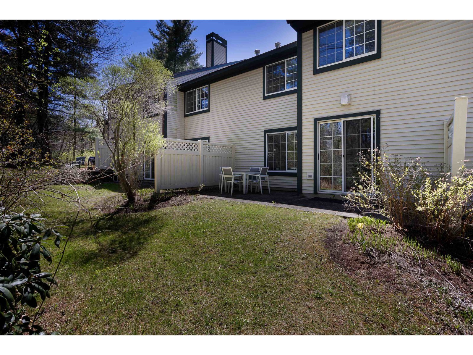 10 Lake Forest Drive, Unit 10