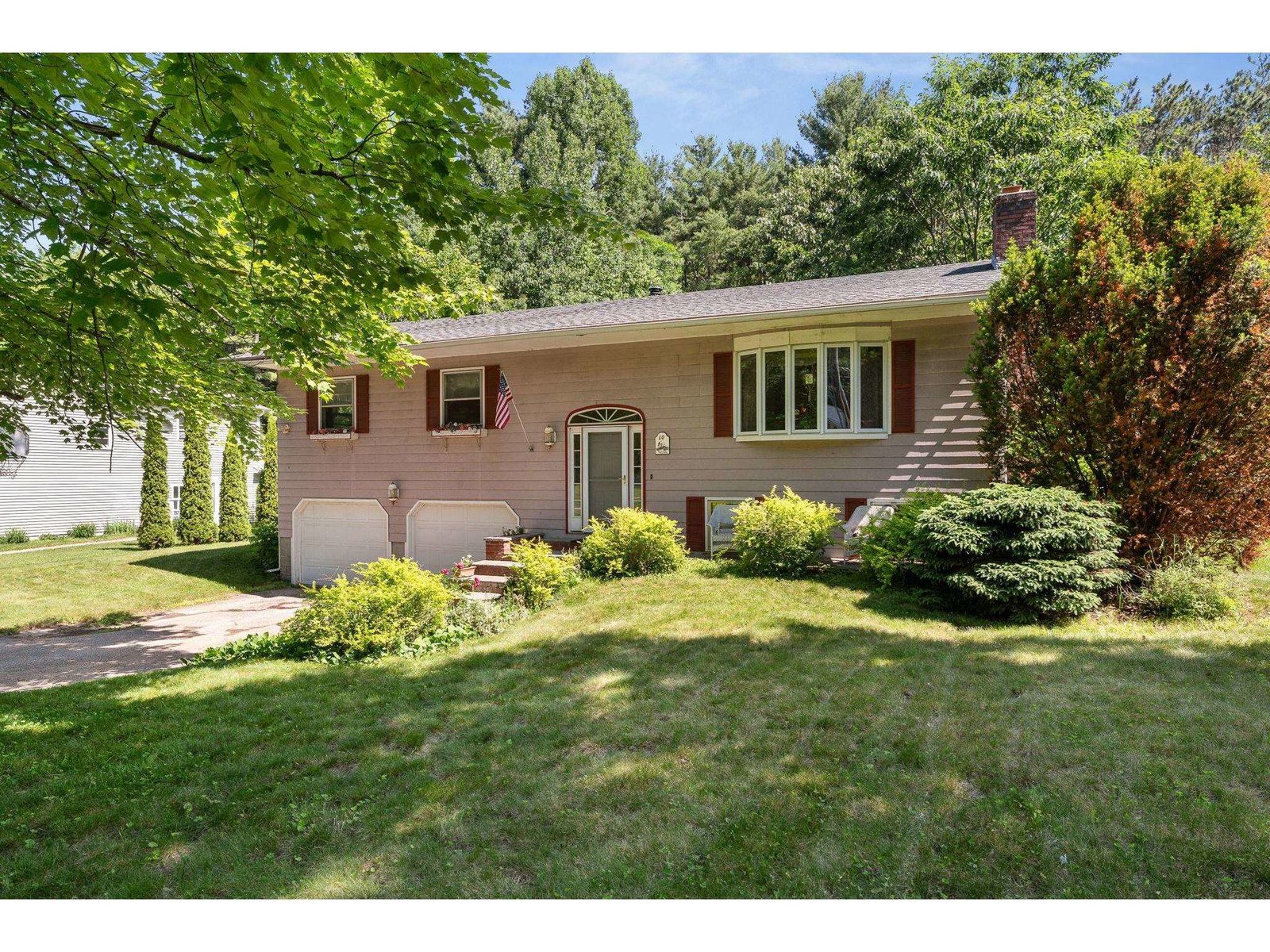 10 Logwood Circle, Essex