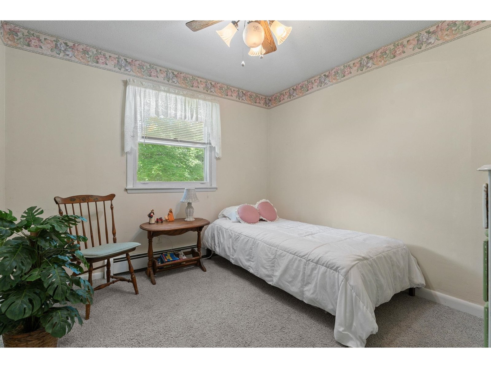 10 Logwood Circle