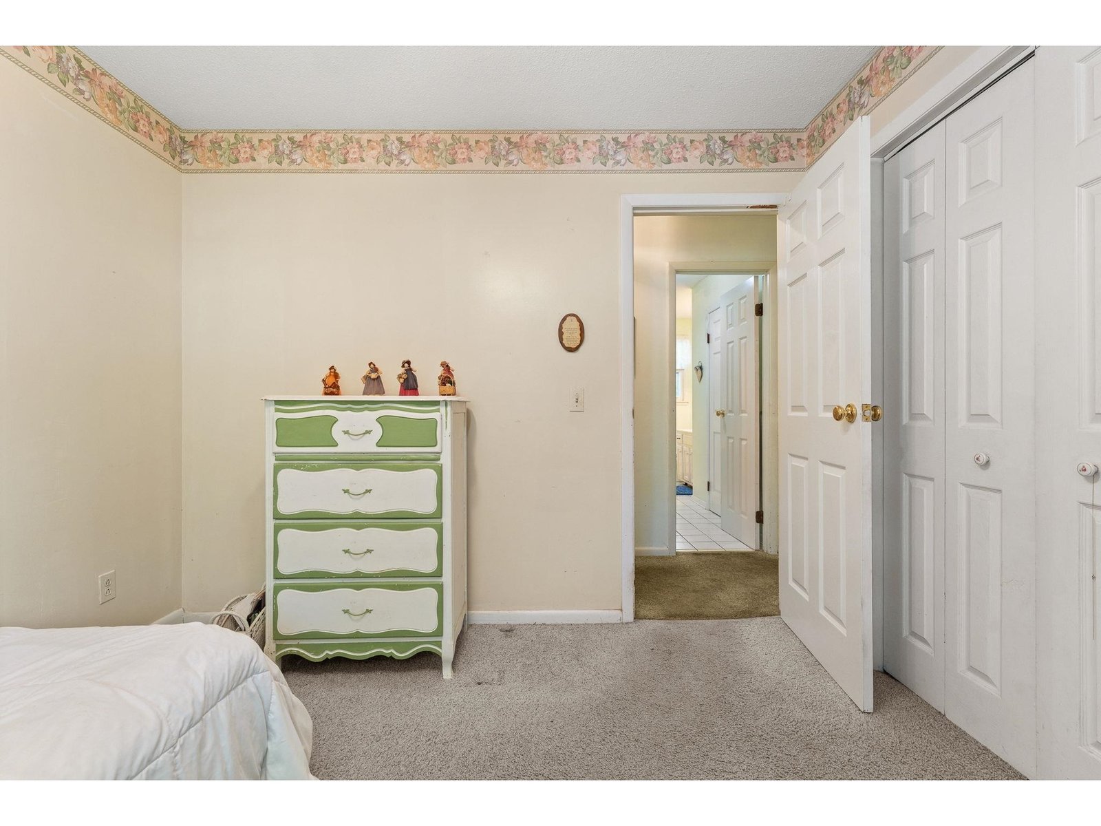 10 Logwood Circle