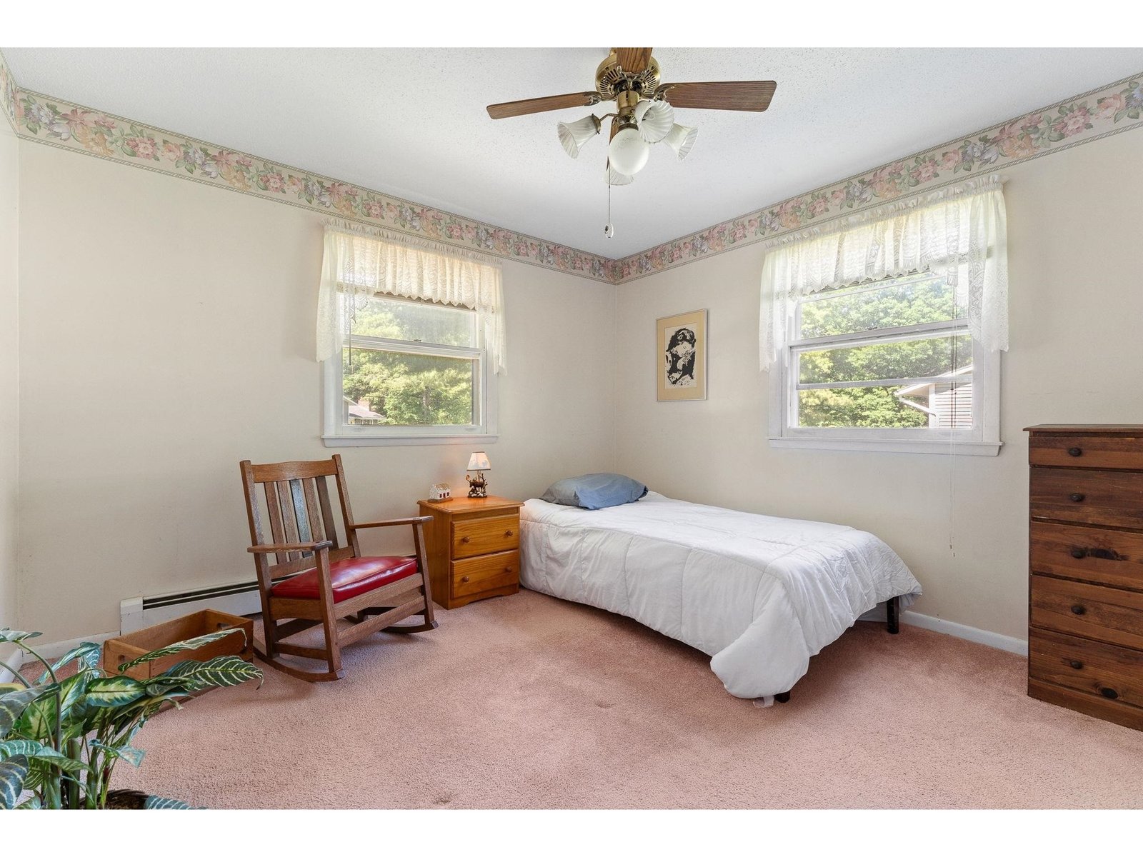 10 Logwood Circle