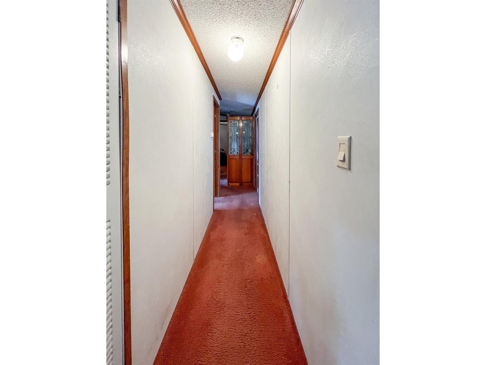 10 Marc Avenue