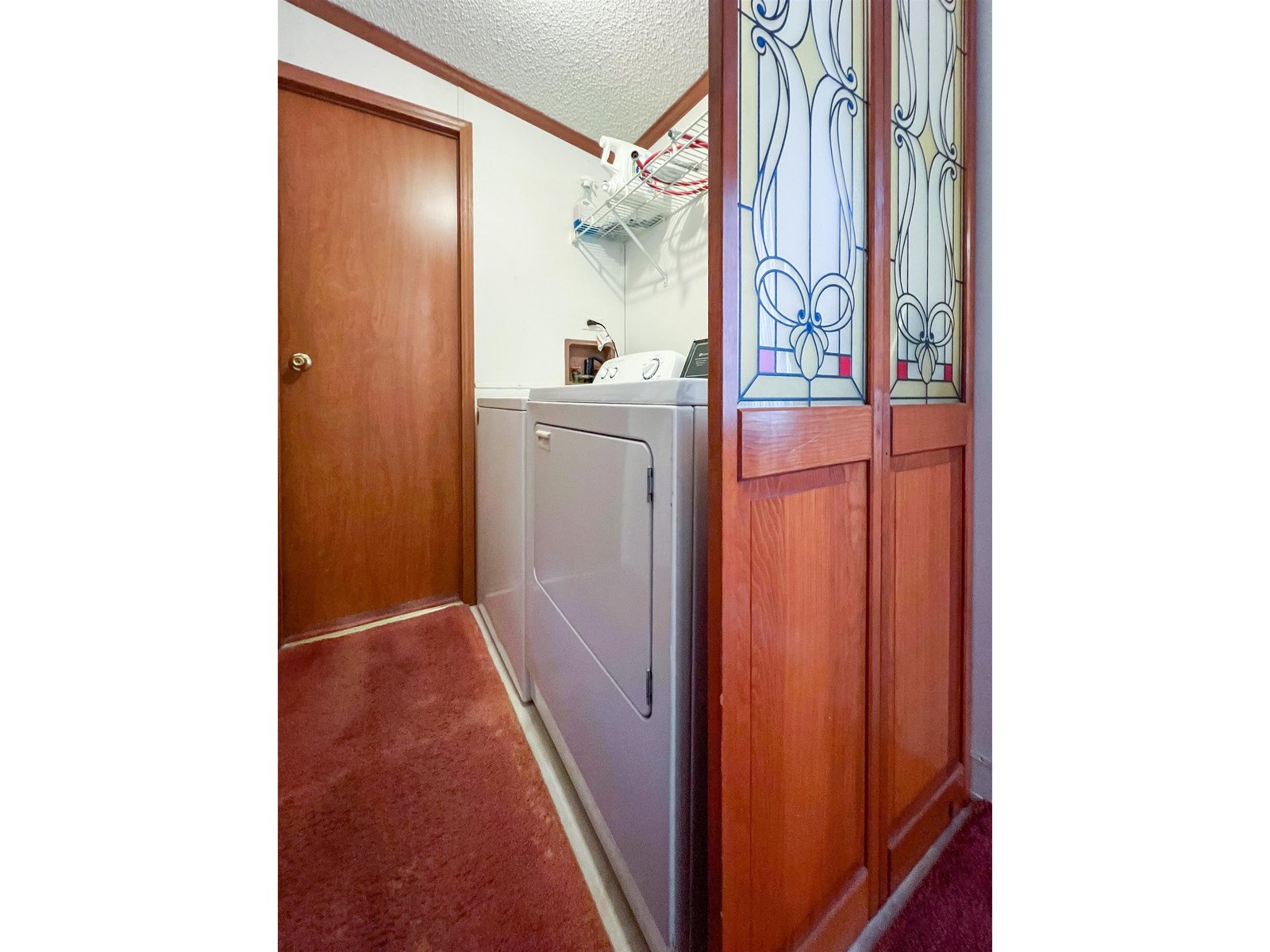 10 Marc Avenue