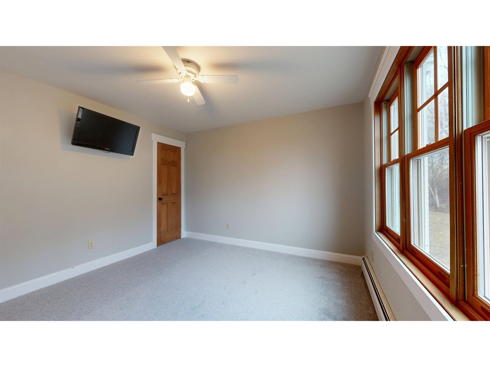 10 Meadow Drive