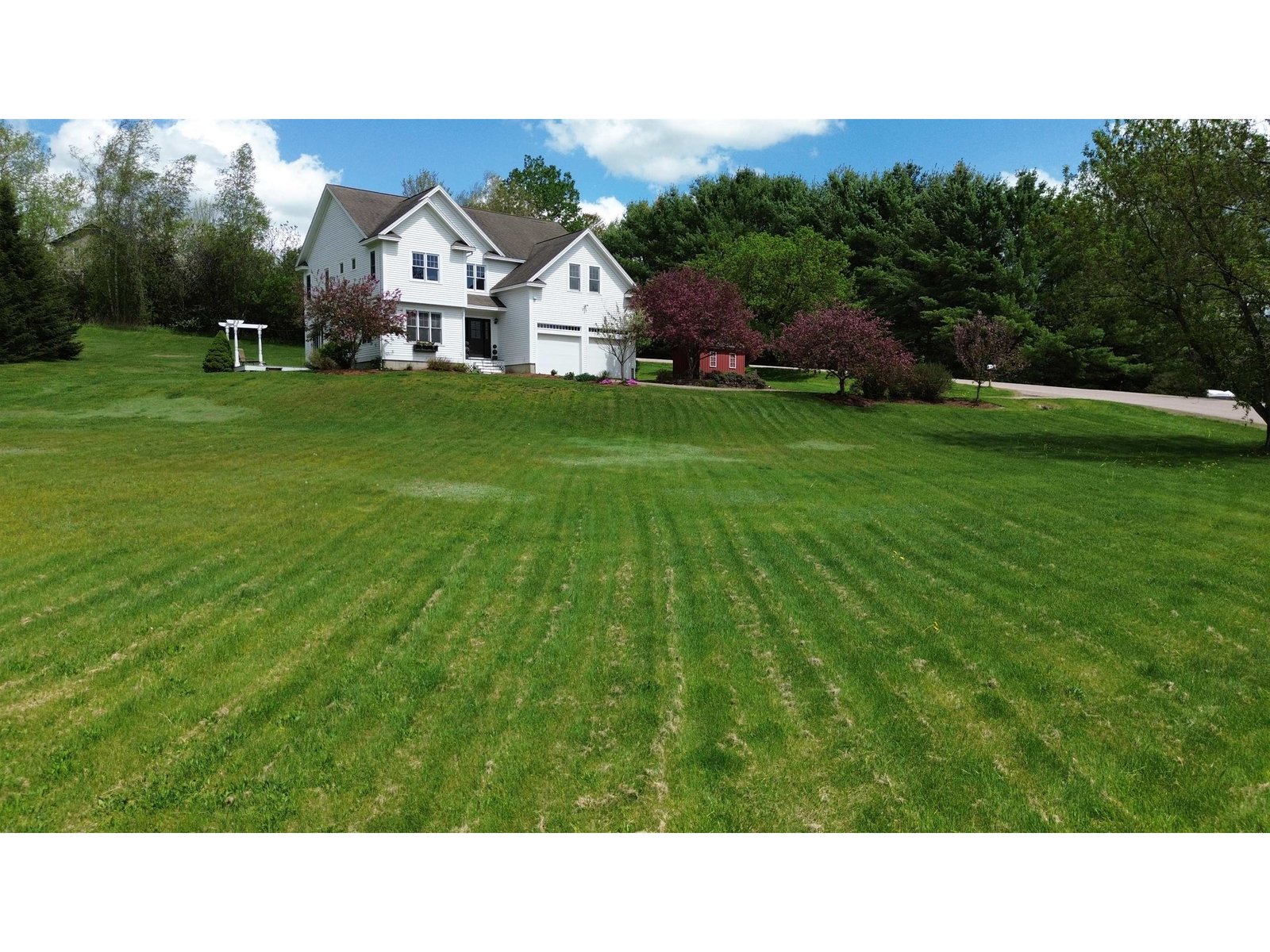 10 Meadow Drive