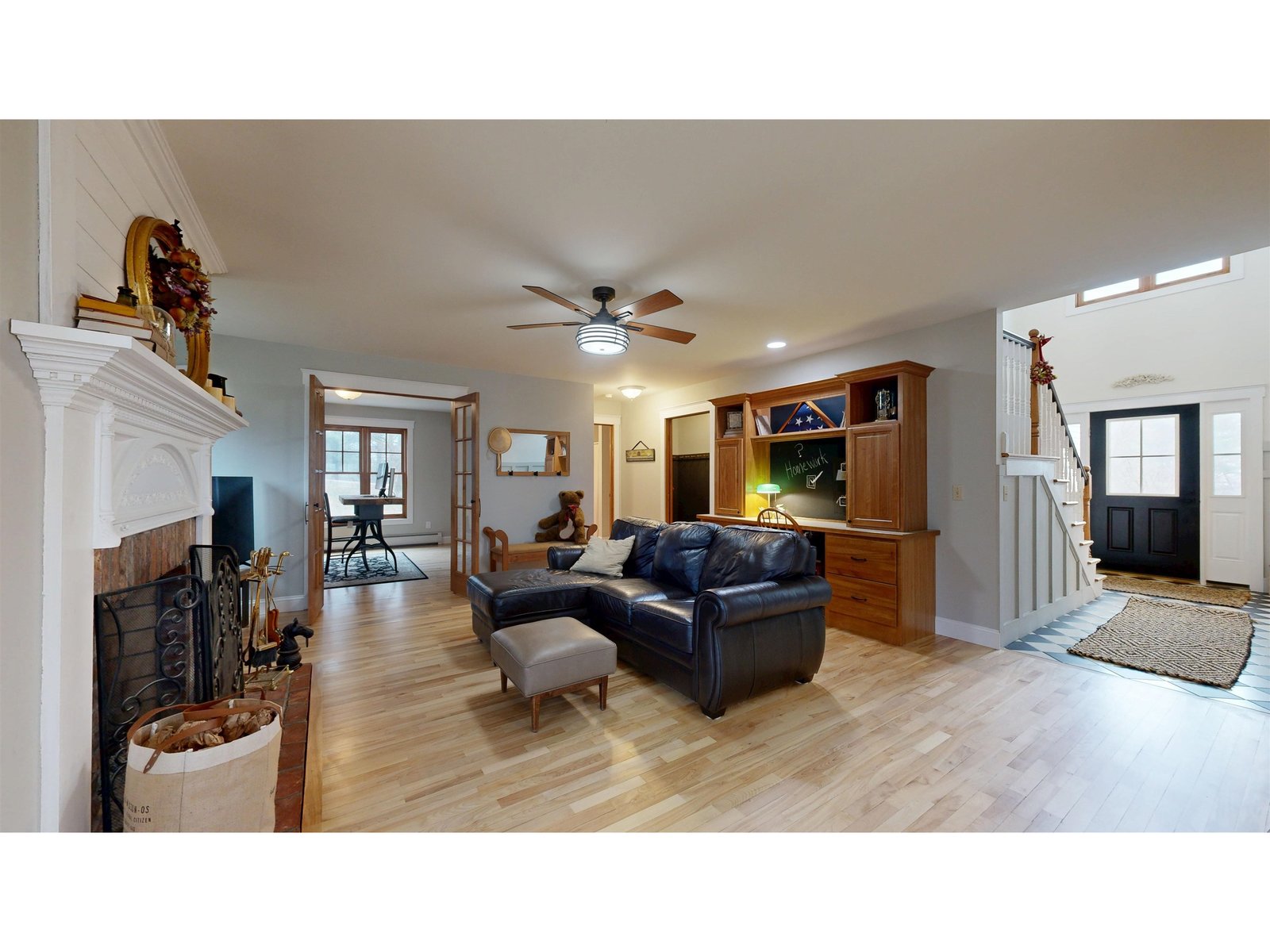 10 Meadow Drive