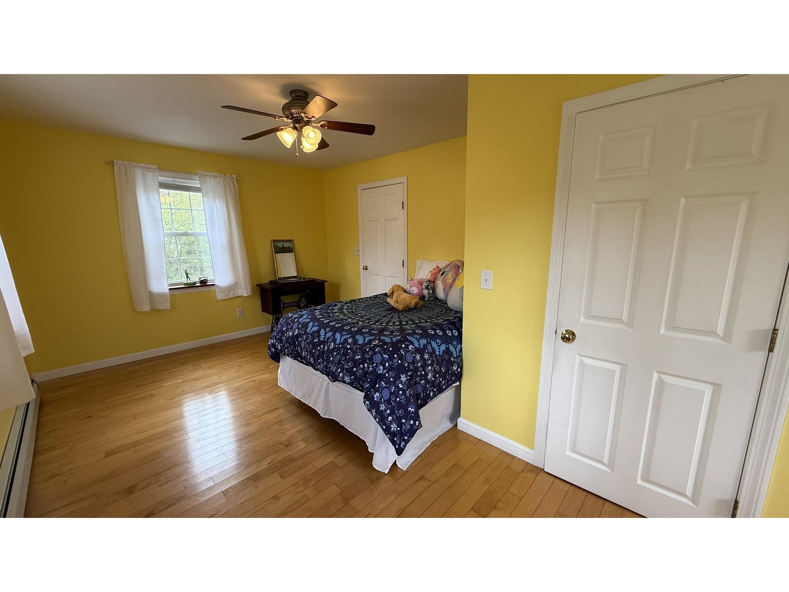 10 Outlook Lane