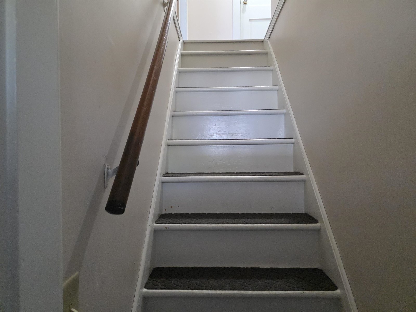 10 Randall Street