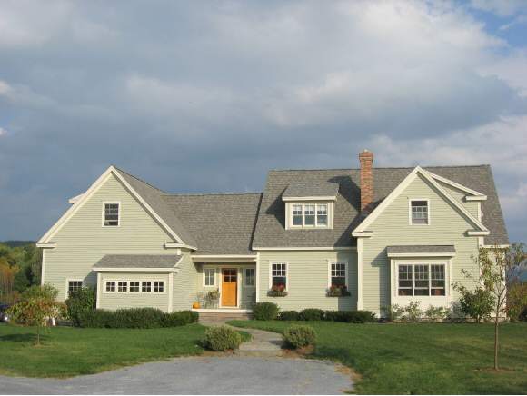 10 Robin Ln