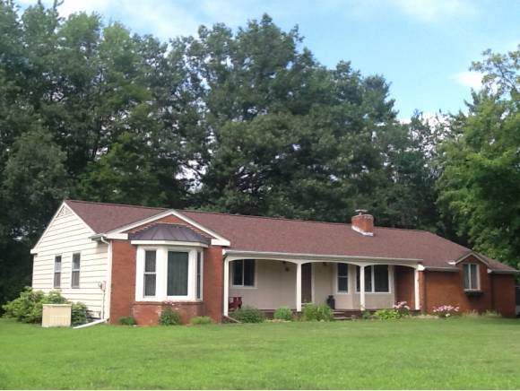 10 Sebring Road