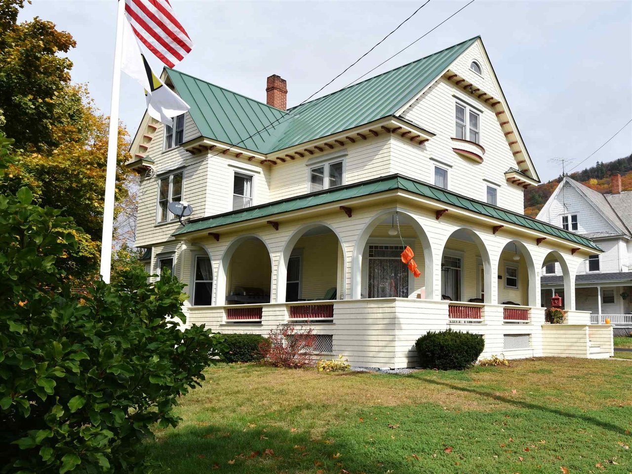 10 Spring Street