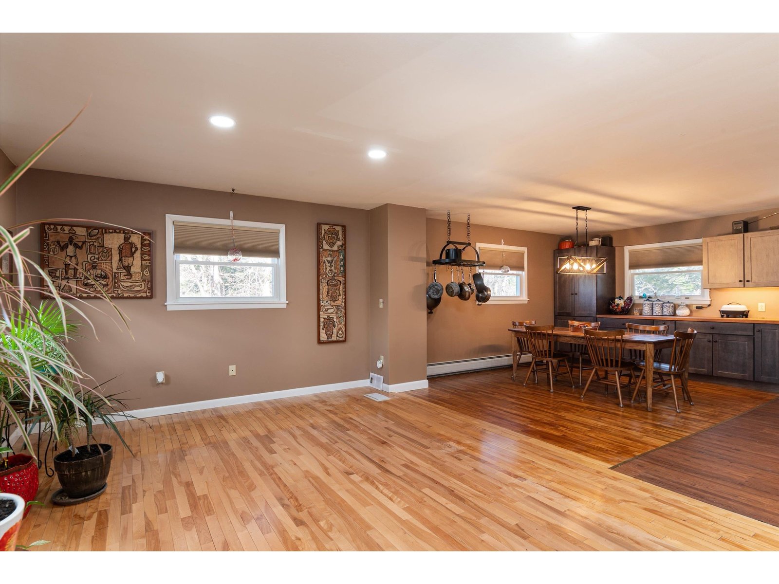 10 Spruce Lane