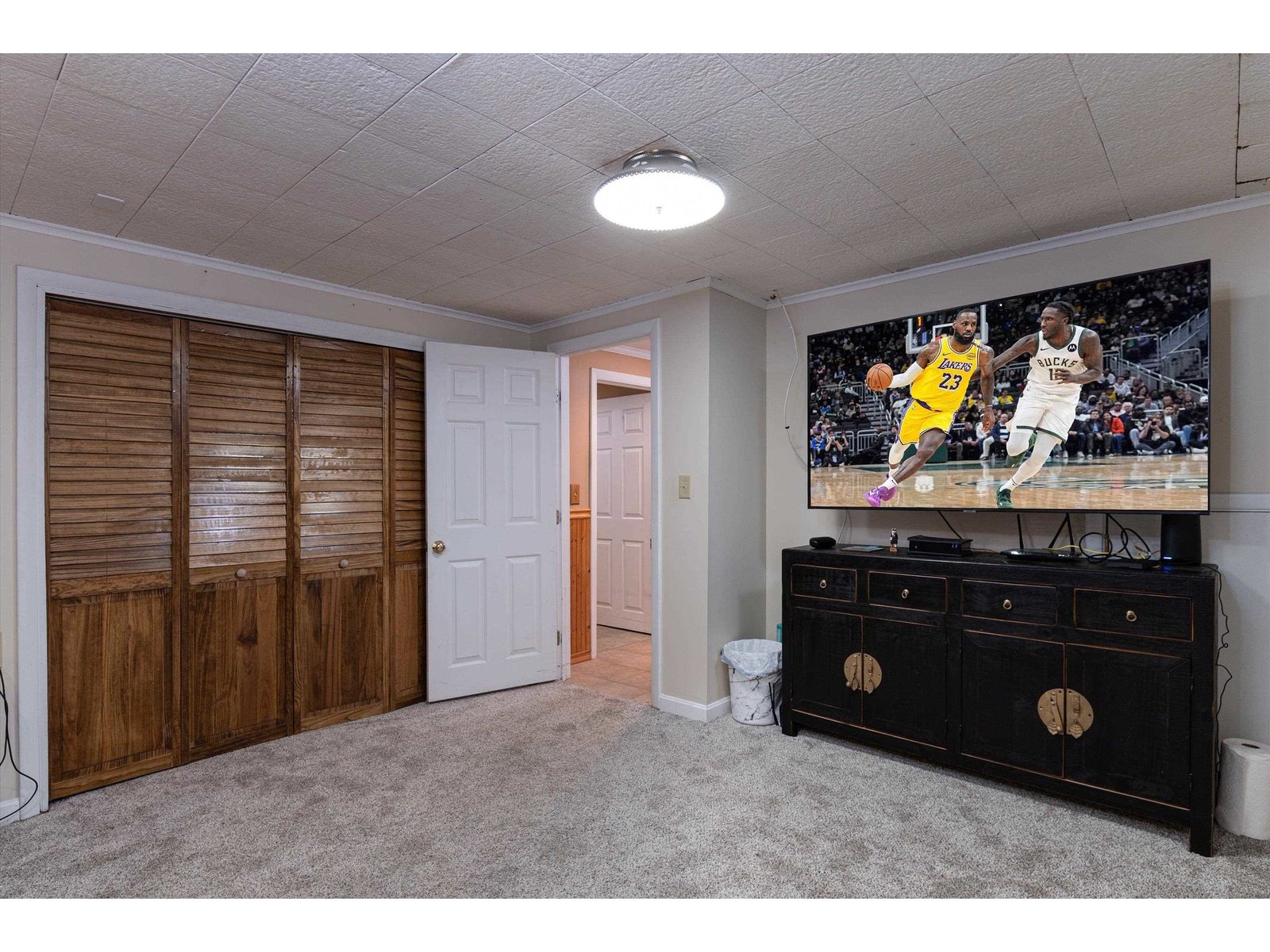 10 Spruce Lane