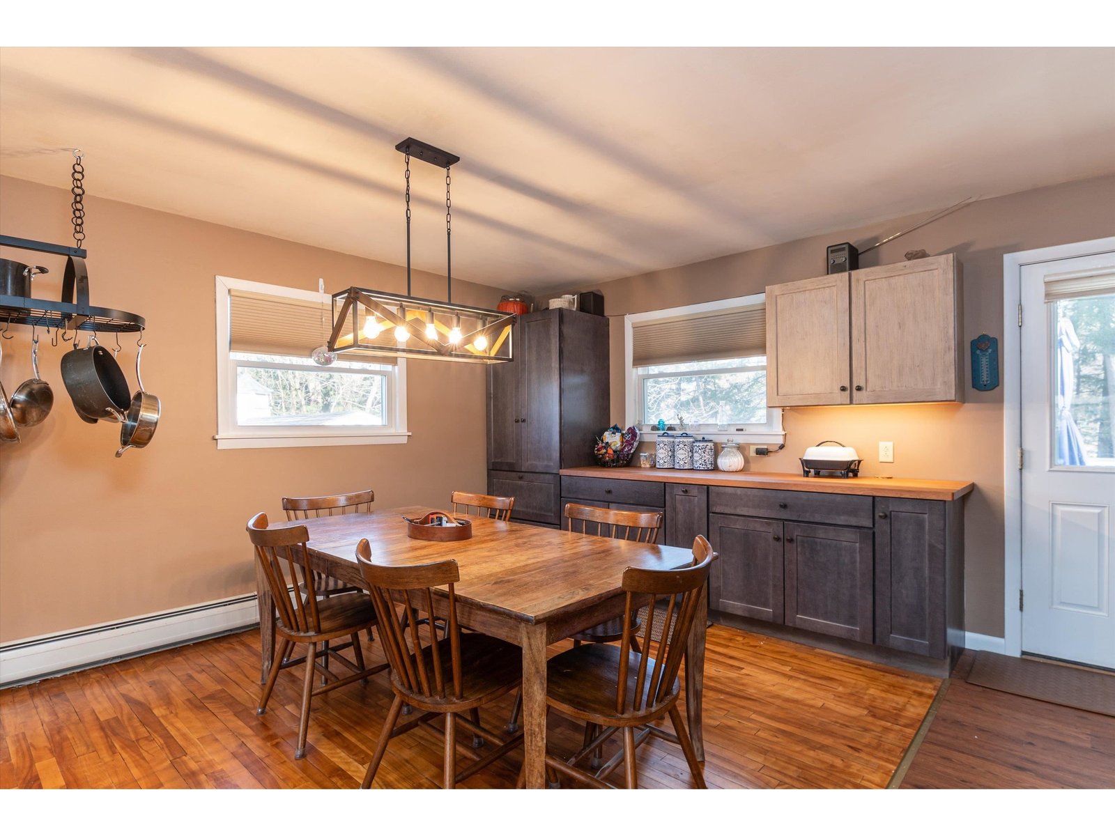10 Spruce Lane