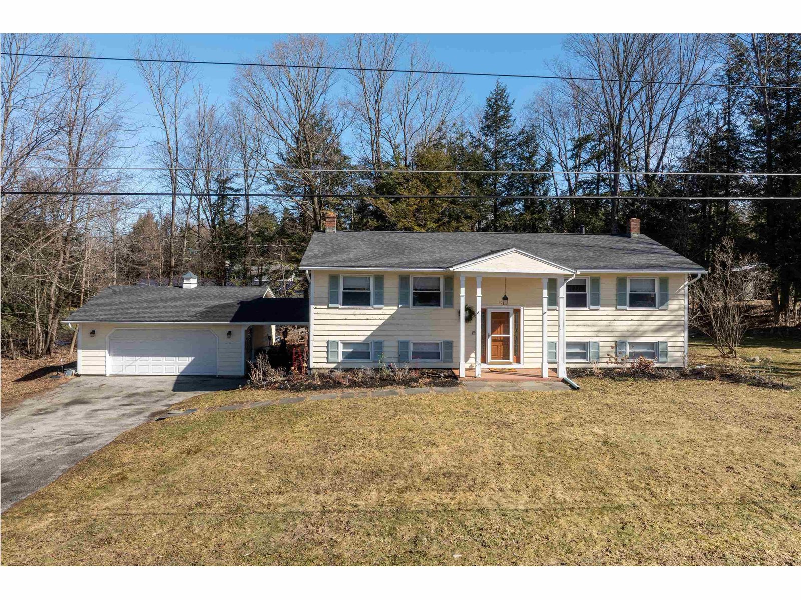 10 Spruce Lane