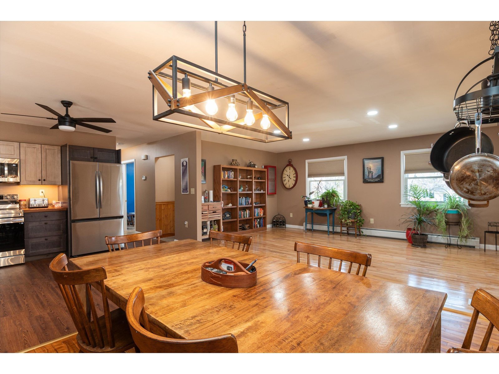 10 Spruce Lane