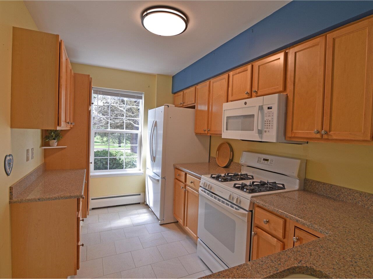 10 Stonington Circle