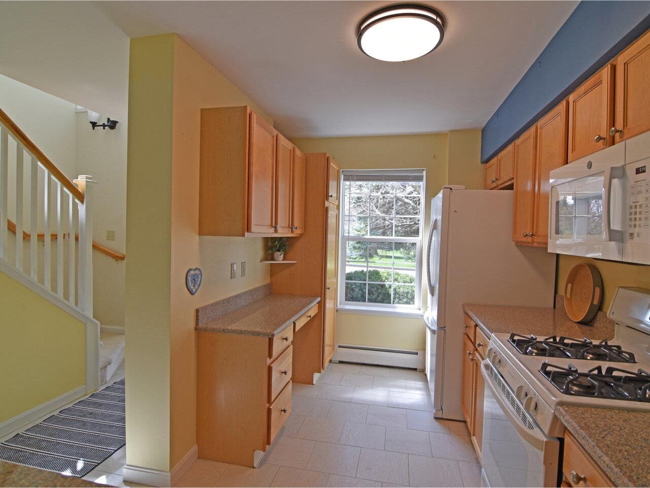 10 Stonington Circle