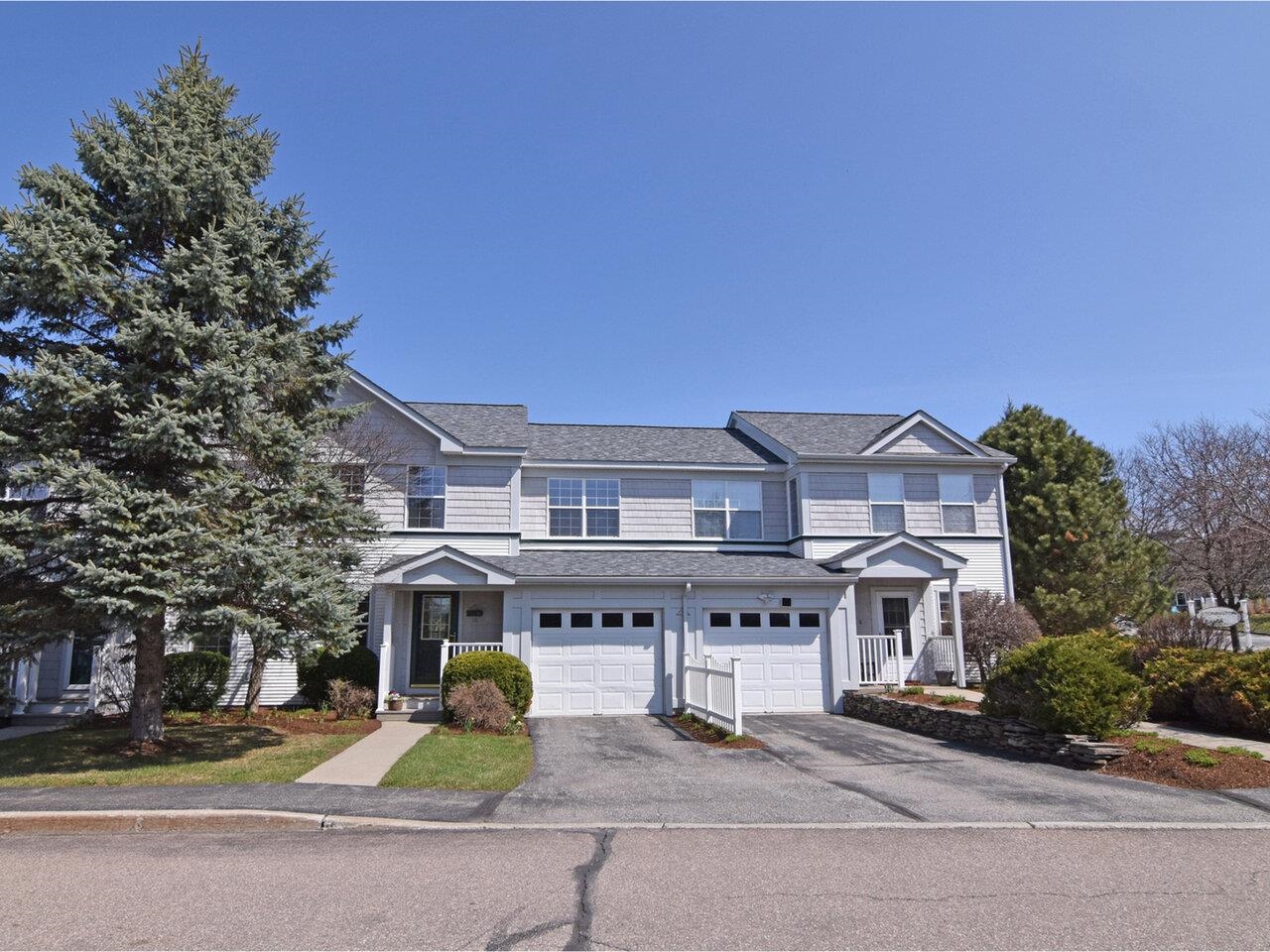 10 Stonington Circle