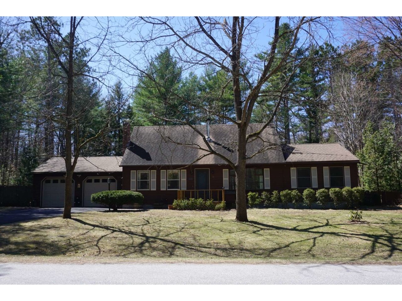 10 Streeter Brook