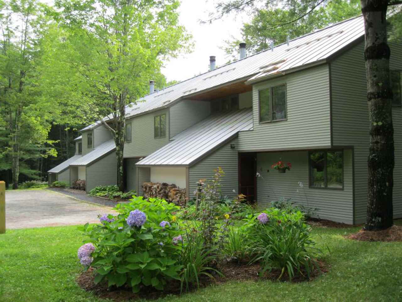 10 Sundown Country Homes