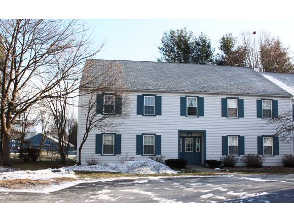 10 Twin Oaks Terrace, Unit 10