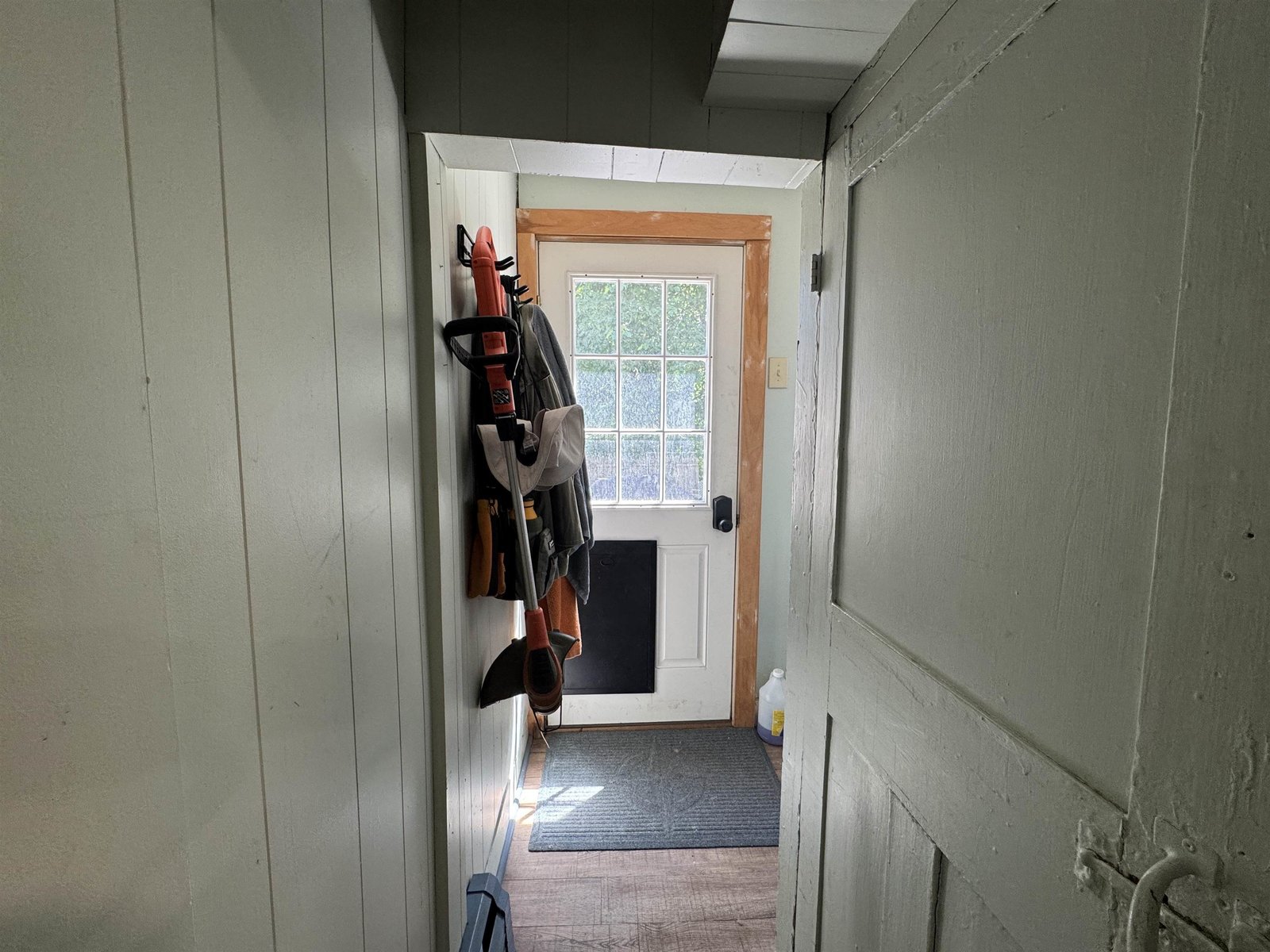 Back patio access with laundry off kitchen