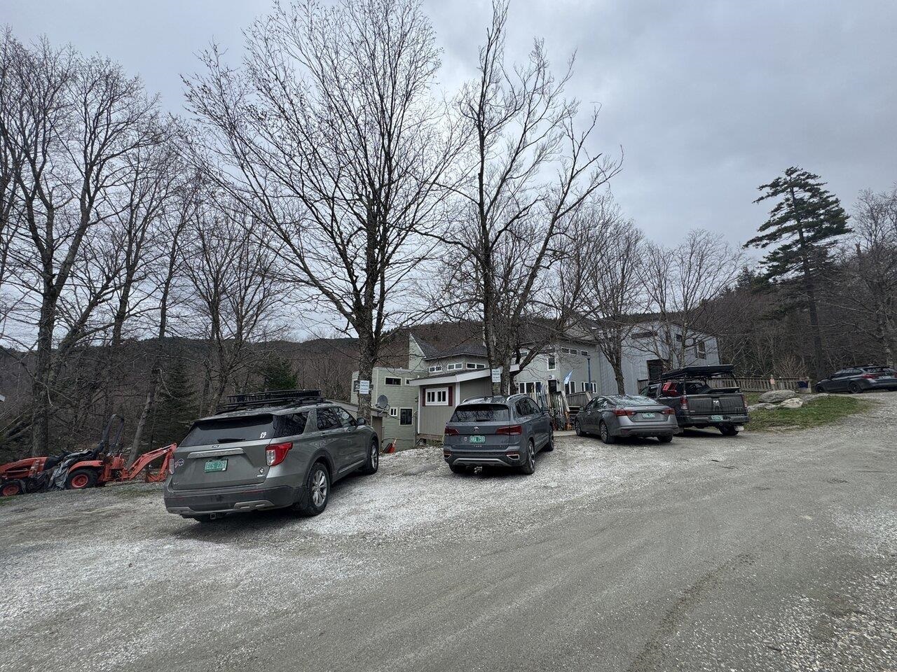 100 Ardec Lane, Unit 6