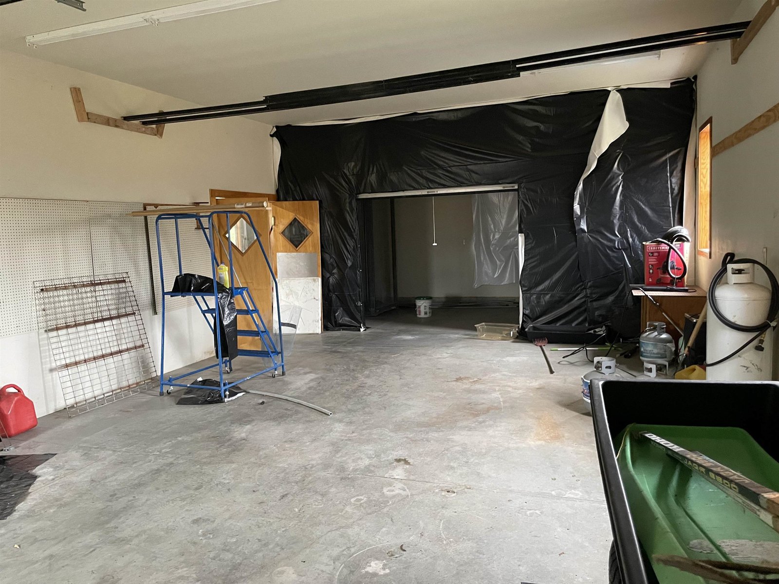 garage