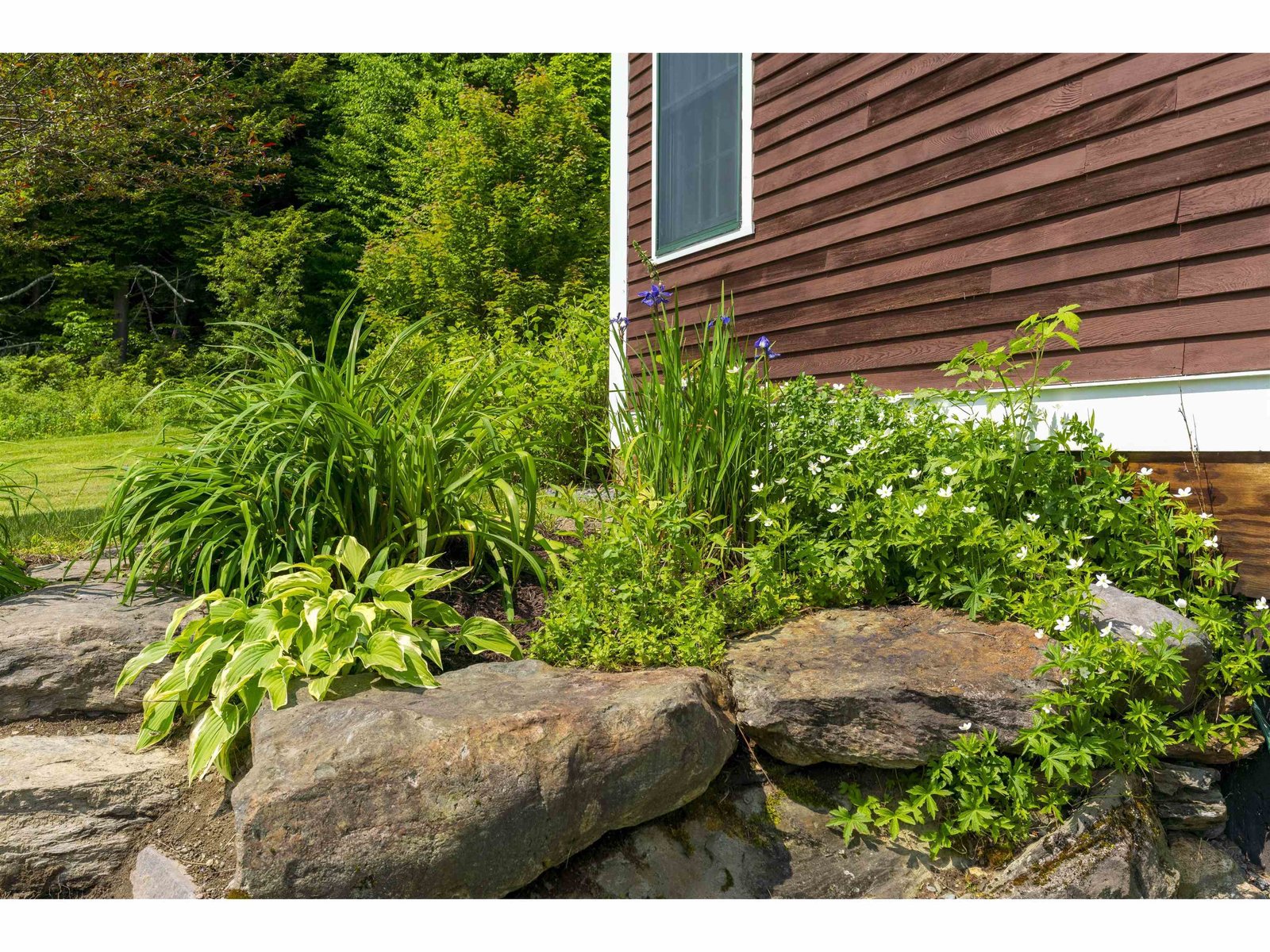 100 Fern Hill Lane