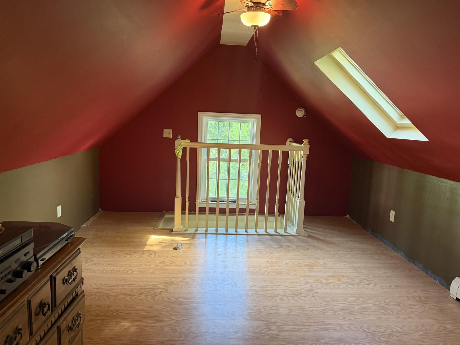 2nd floor bedroom