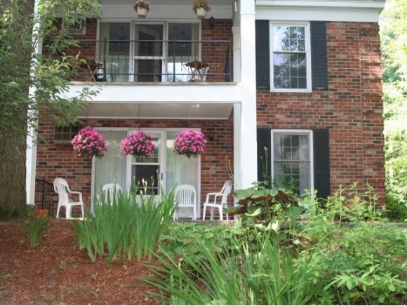 100 Kennedy Drive, Unit 70