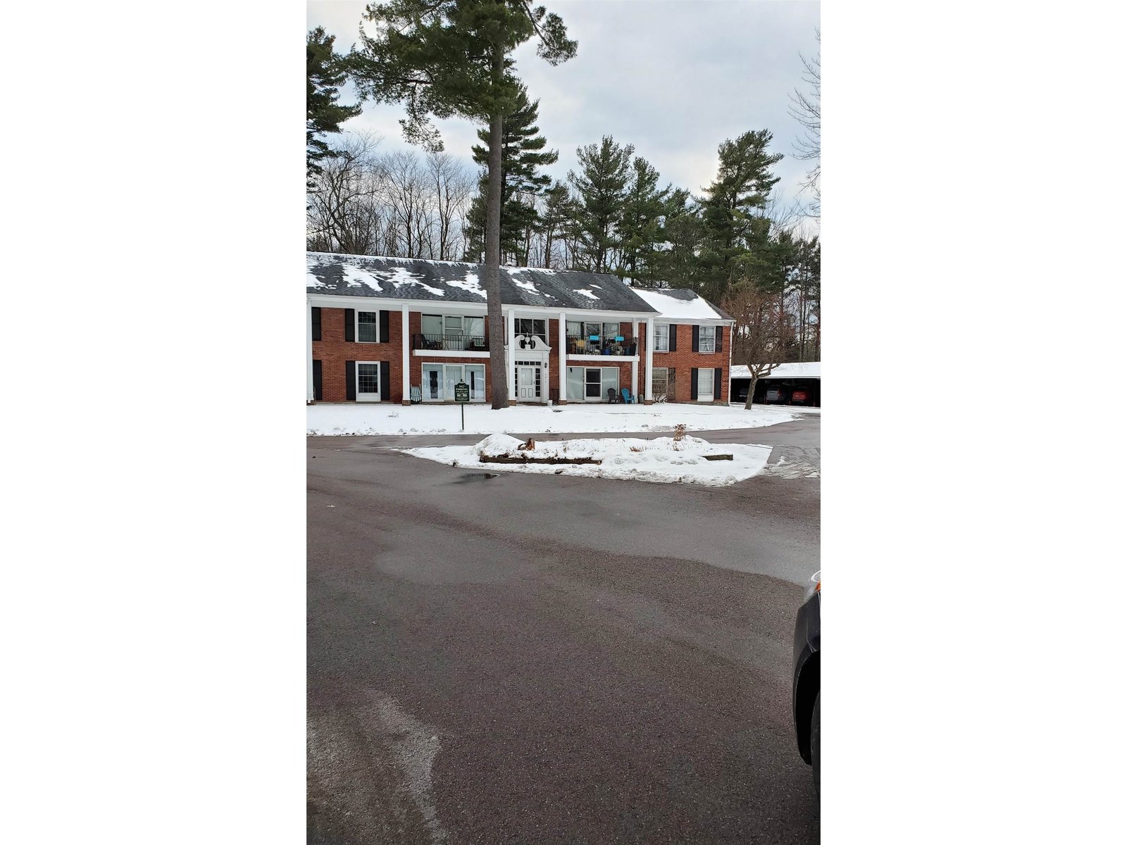 100 Kennedy Drive, Unit 2