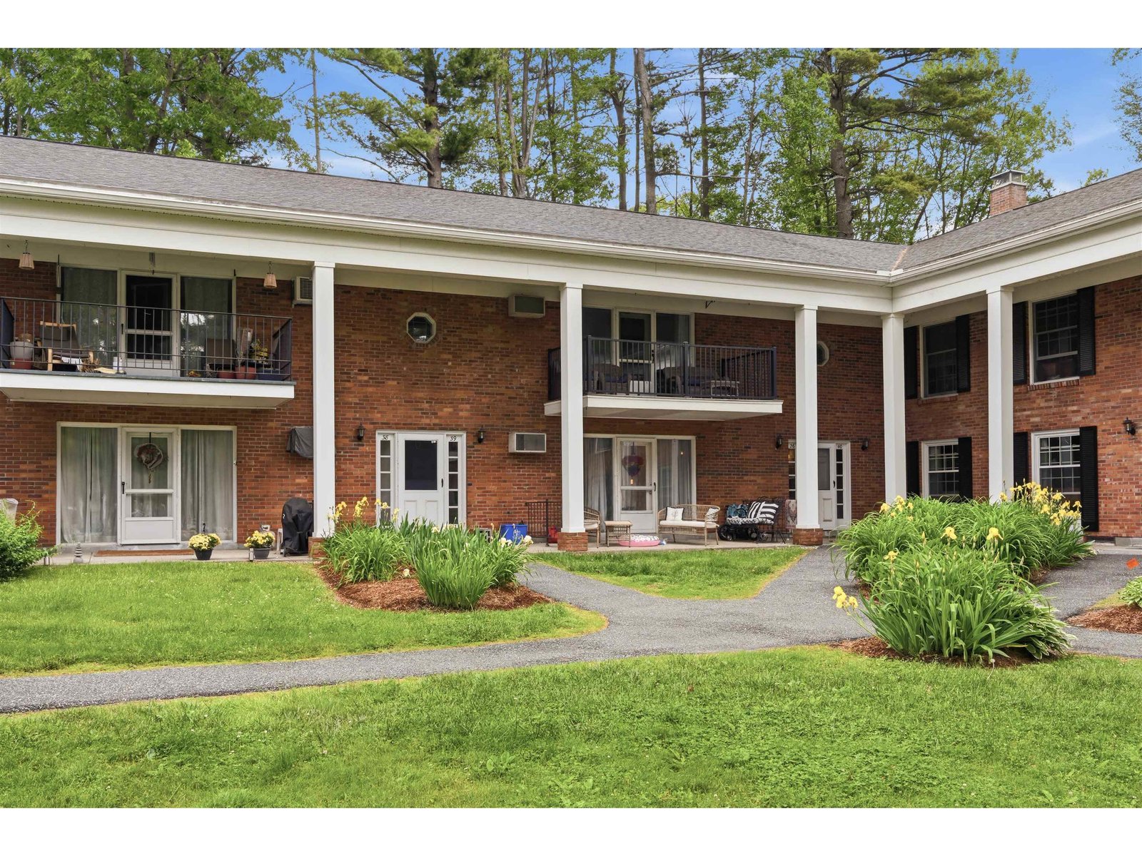 100 Kennedy Drive, Unit 39