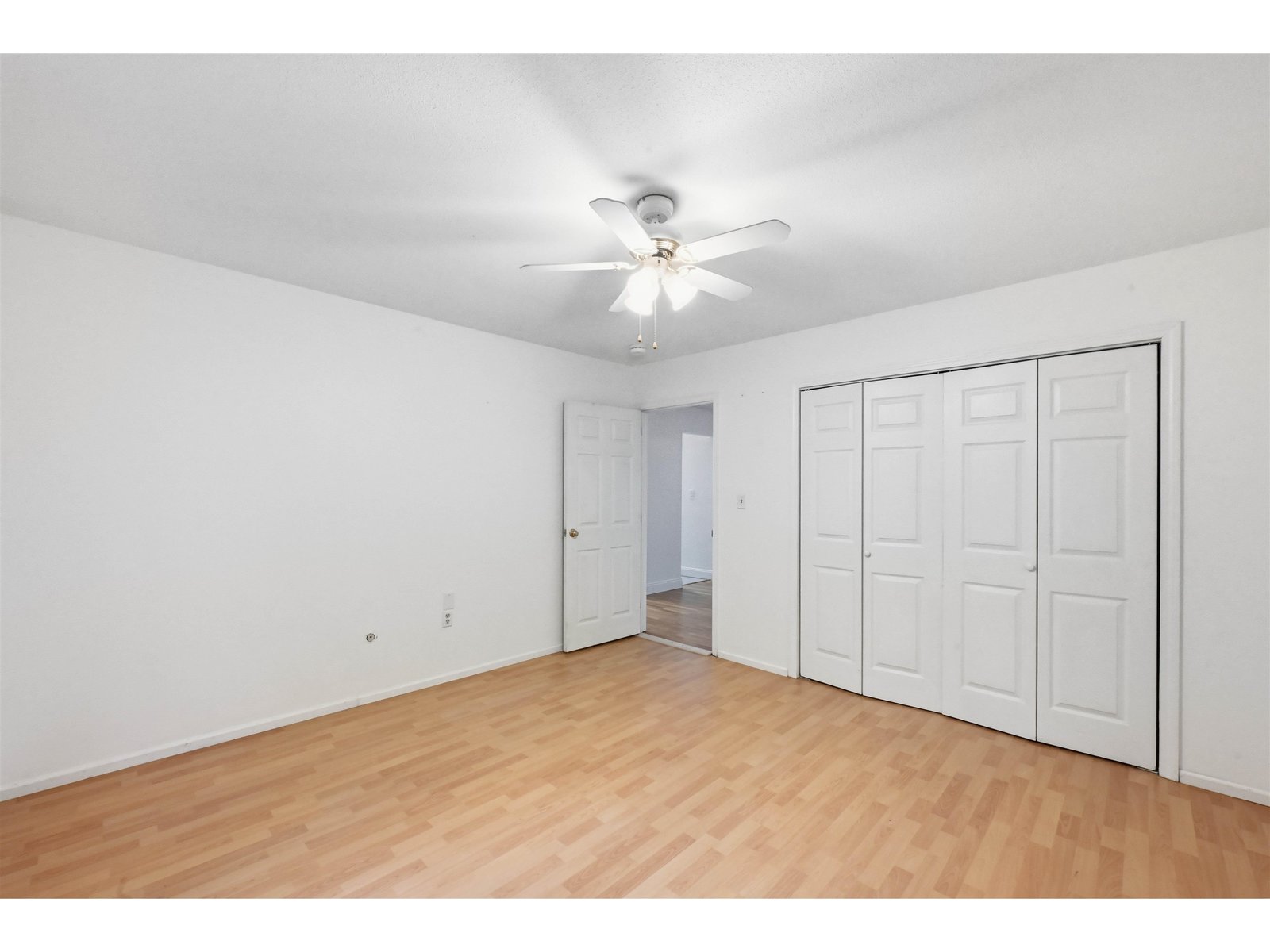 100 Kennedy Drive, Unit 39