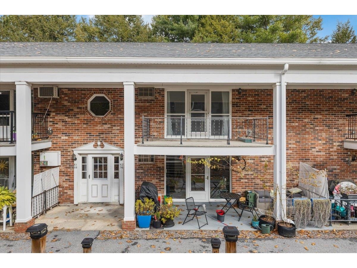 100 Kennedy Drive, Unit 62