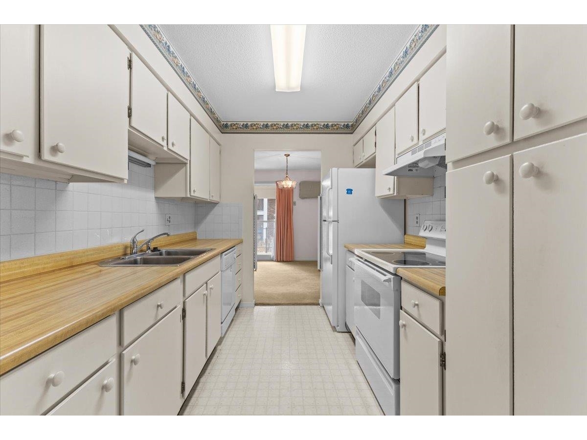 100 Kennedy Drive, Unit 62