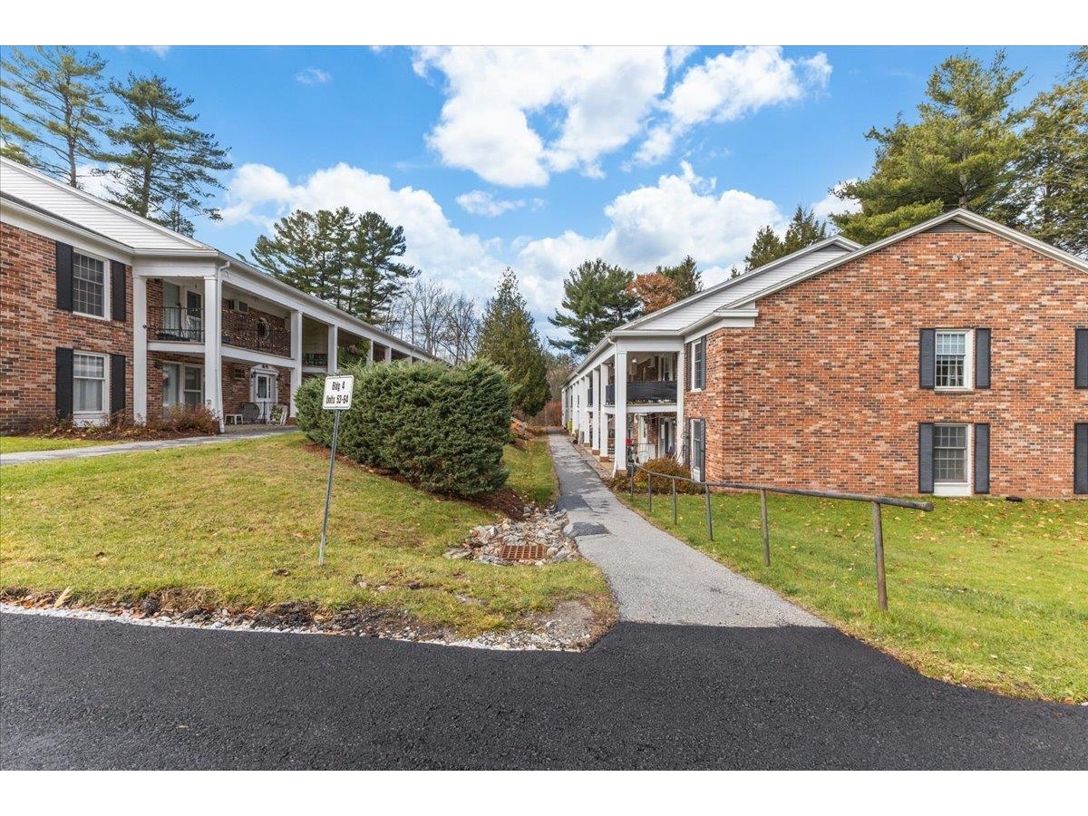 100 Kennedy Drive, Unit 62