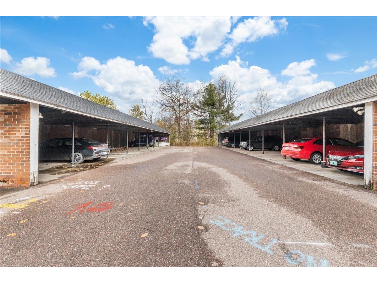 100 Kennedy Drive, Unit 62
