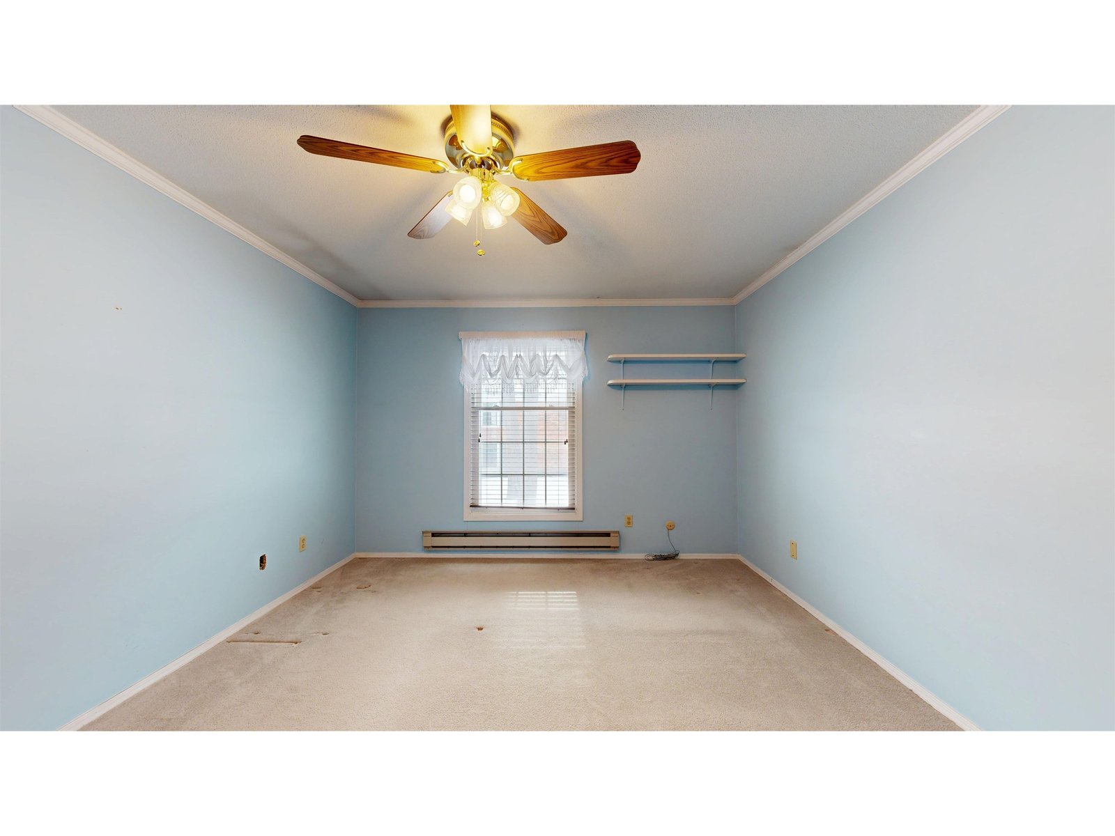 100 Kennedy Drive, Unit 74