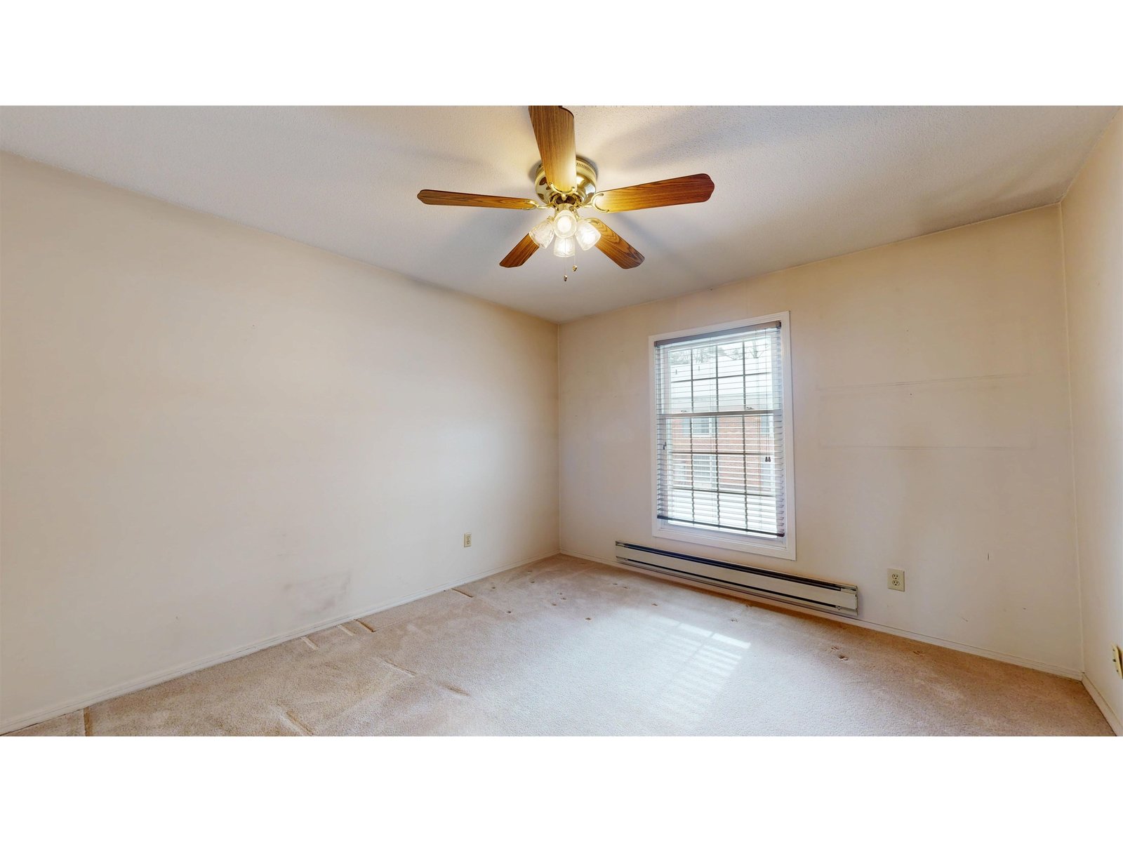 100 Kennedy Drive, Unit 74