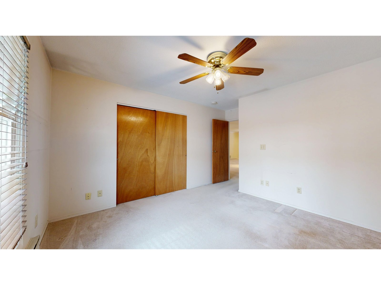 100 Kennedy Drive, Unit 74