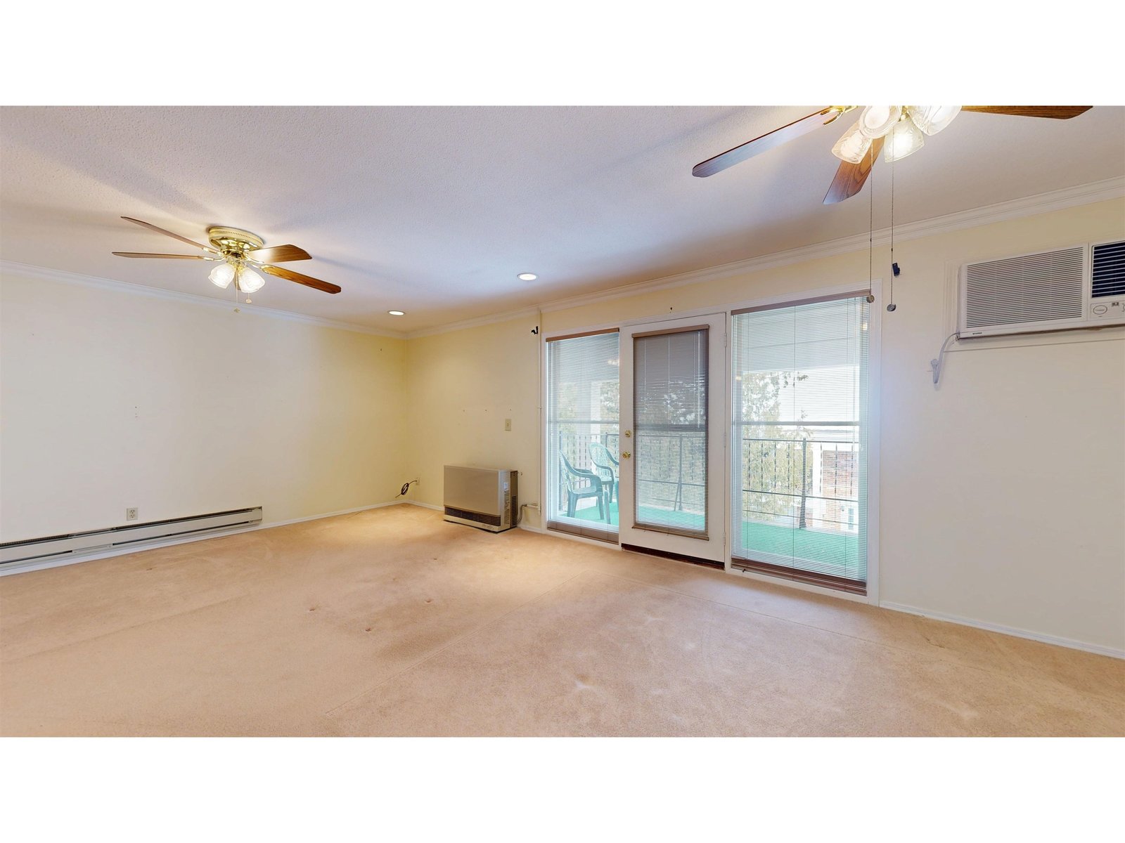 100 Kennedy Drive, Unit 74