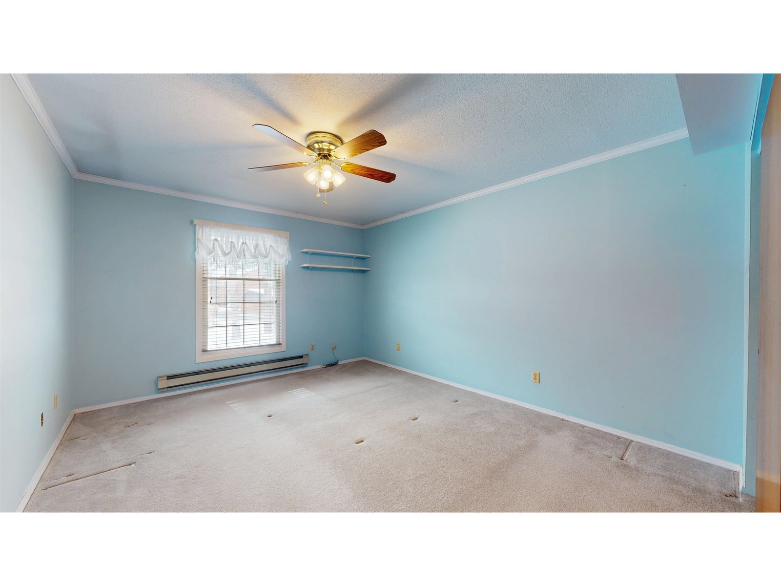 100 Kennedy Drive, Unit 74